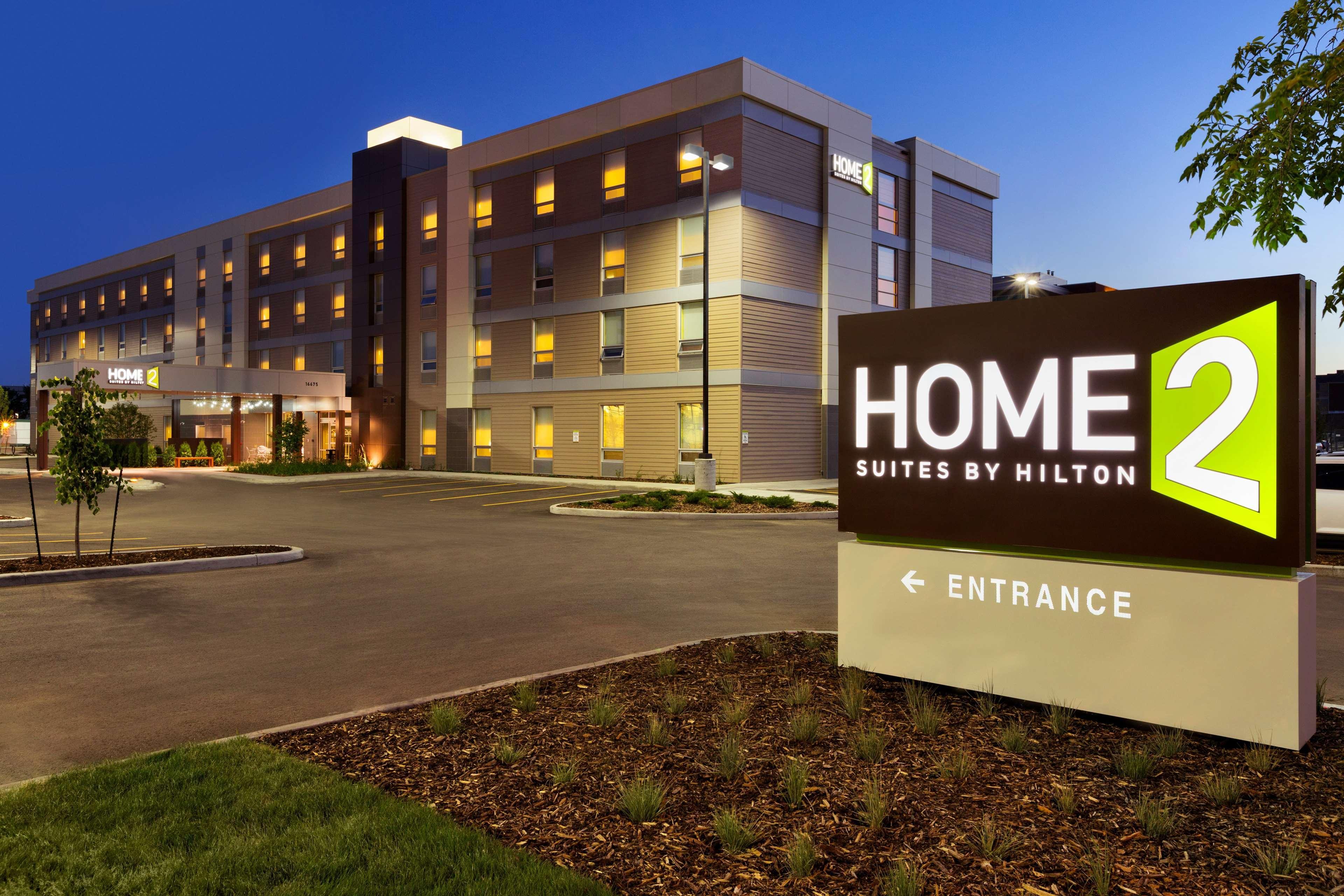 Home2 Suites By Hilton West Edmonton Extérieur photo