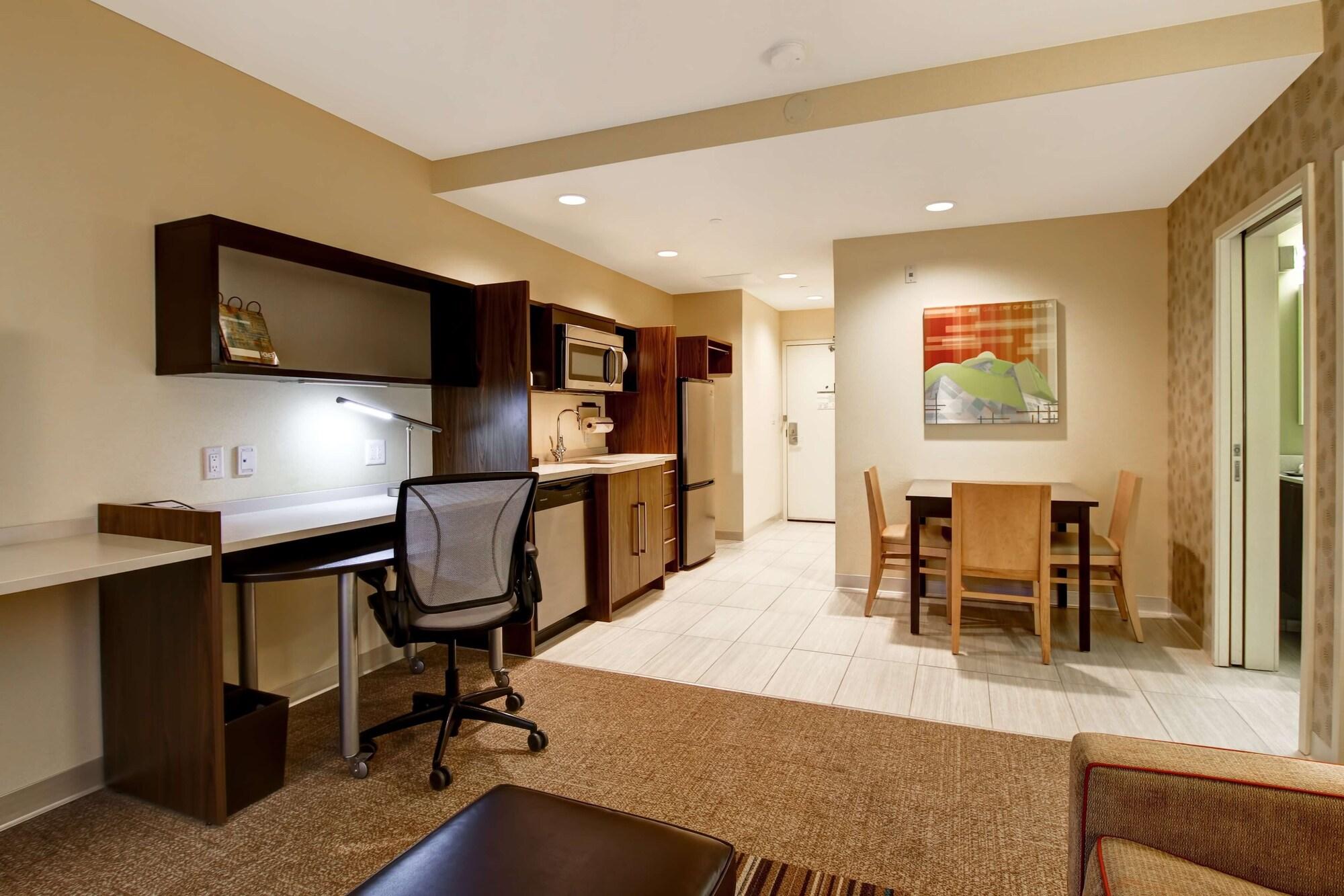 Home2 Suites By Hilton West Edmonton Extérieur photo