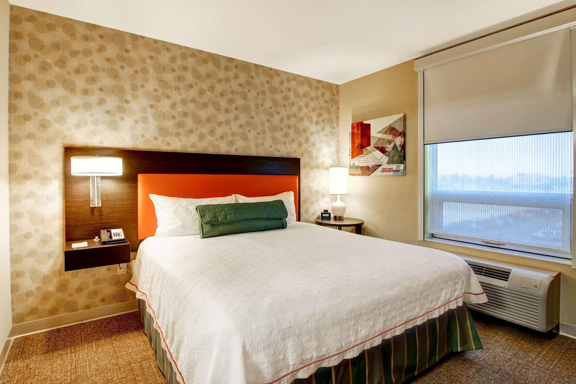 Home2 Suites By Hilton West Edmonton Extérieur photo