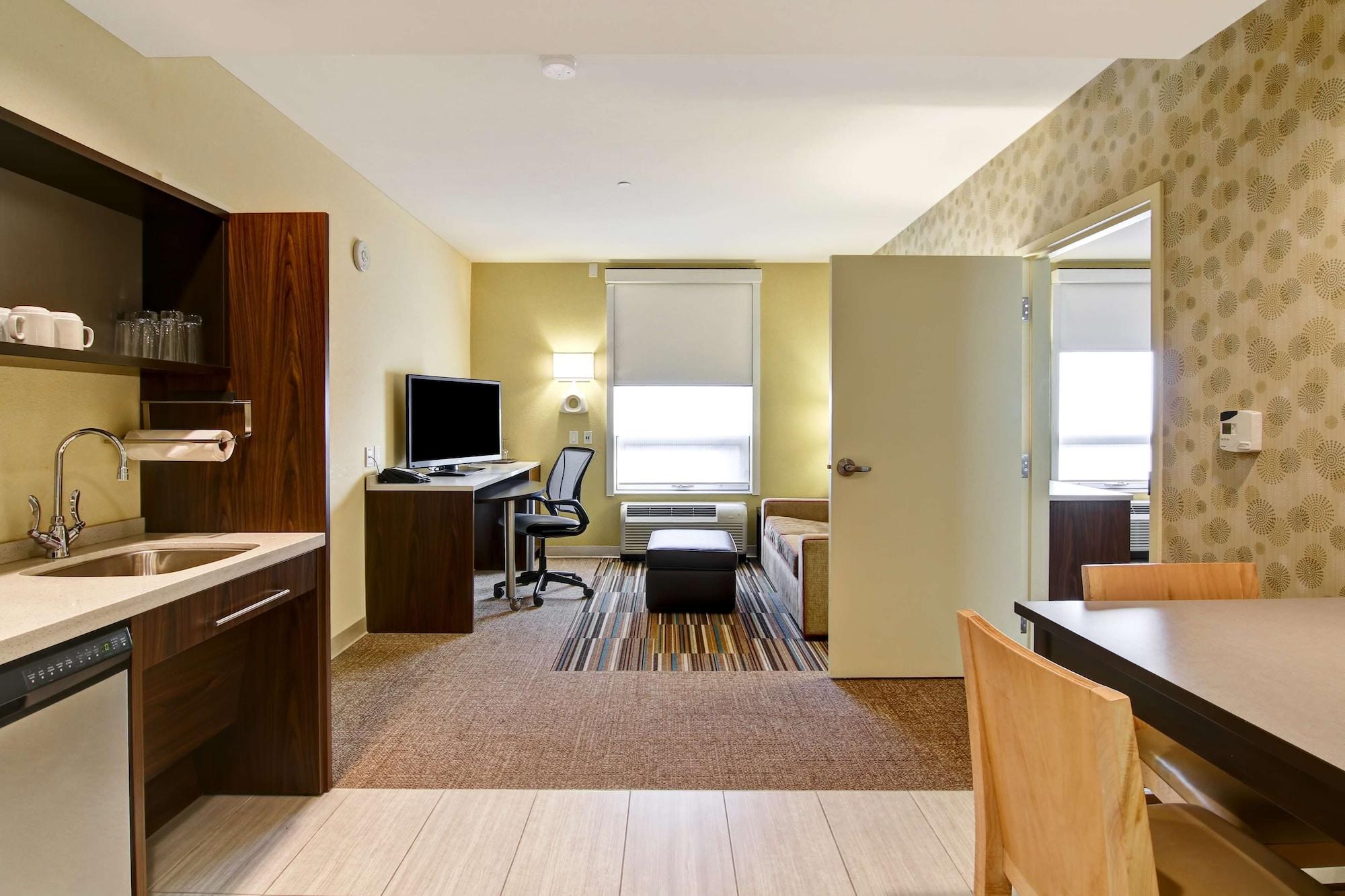 Home2 Suites By Hilton West Edmonton Extérieur photo