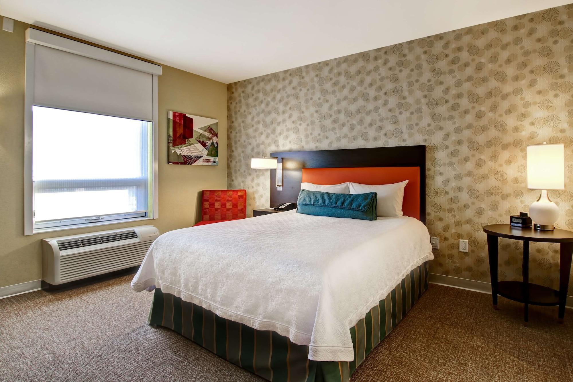 Home2 Suites By Hilton West Edmonton Extérieur photo