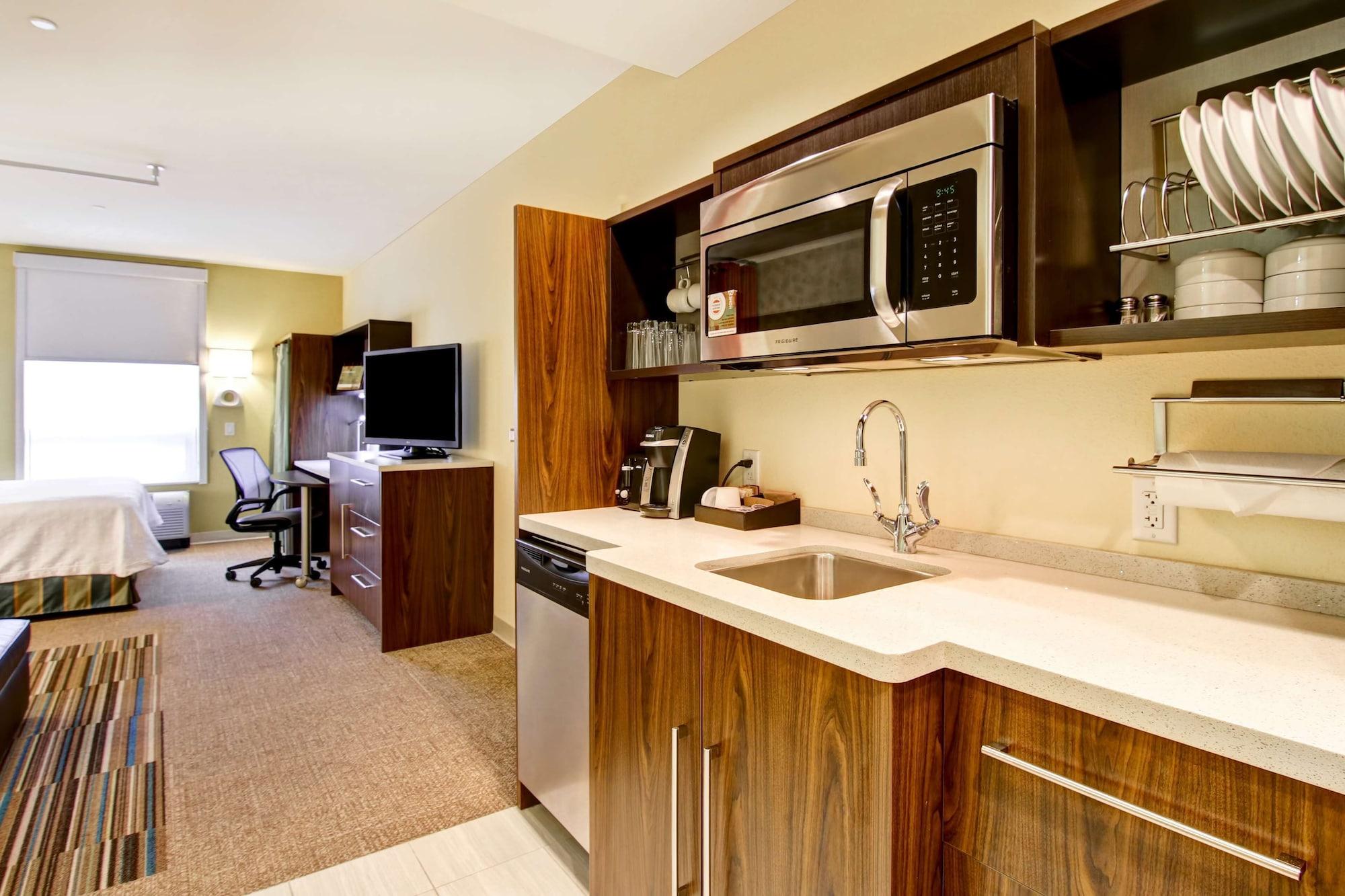 Home2 Suites By Hilton West Edmonton Extérieur photo