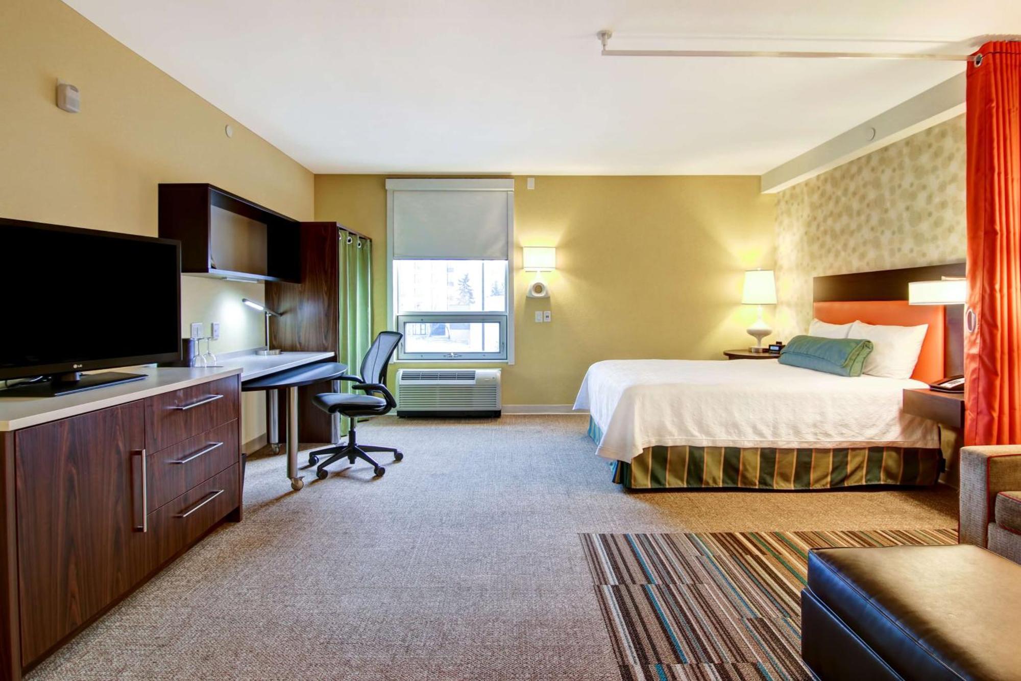 Home2 Suites By Hilton West Edmonton Extérieur photo