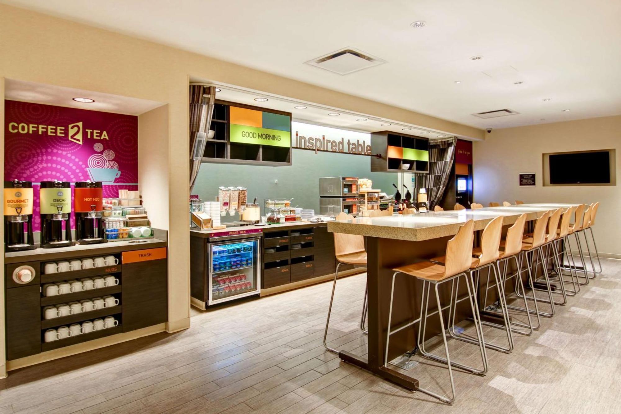 Home2 Suites By Hilton West Edmonton Extérieur photo