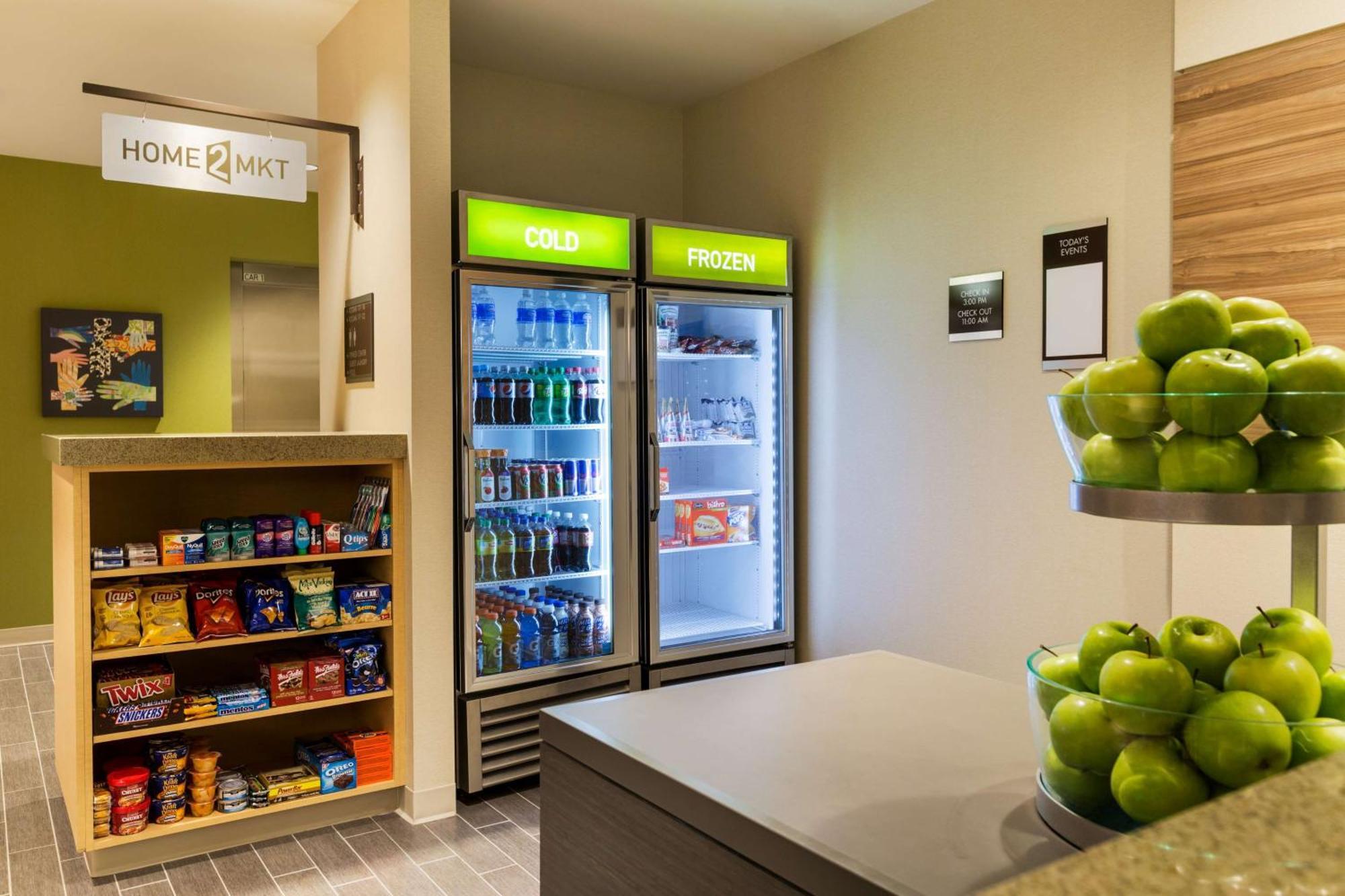 Home2 Suites By Hilton West Edmonton Extérieur photo